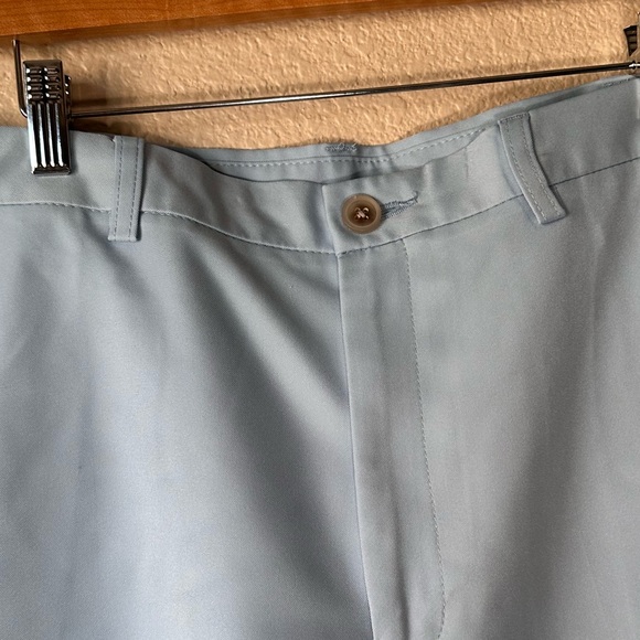 Haggar Men's Cool 18 Pro Straight Fit Flat Front Expandable Waist Size 38 - Picture 2 of 5